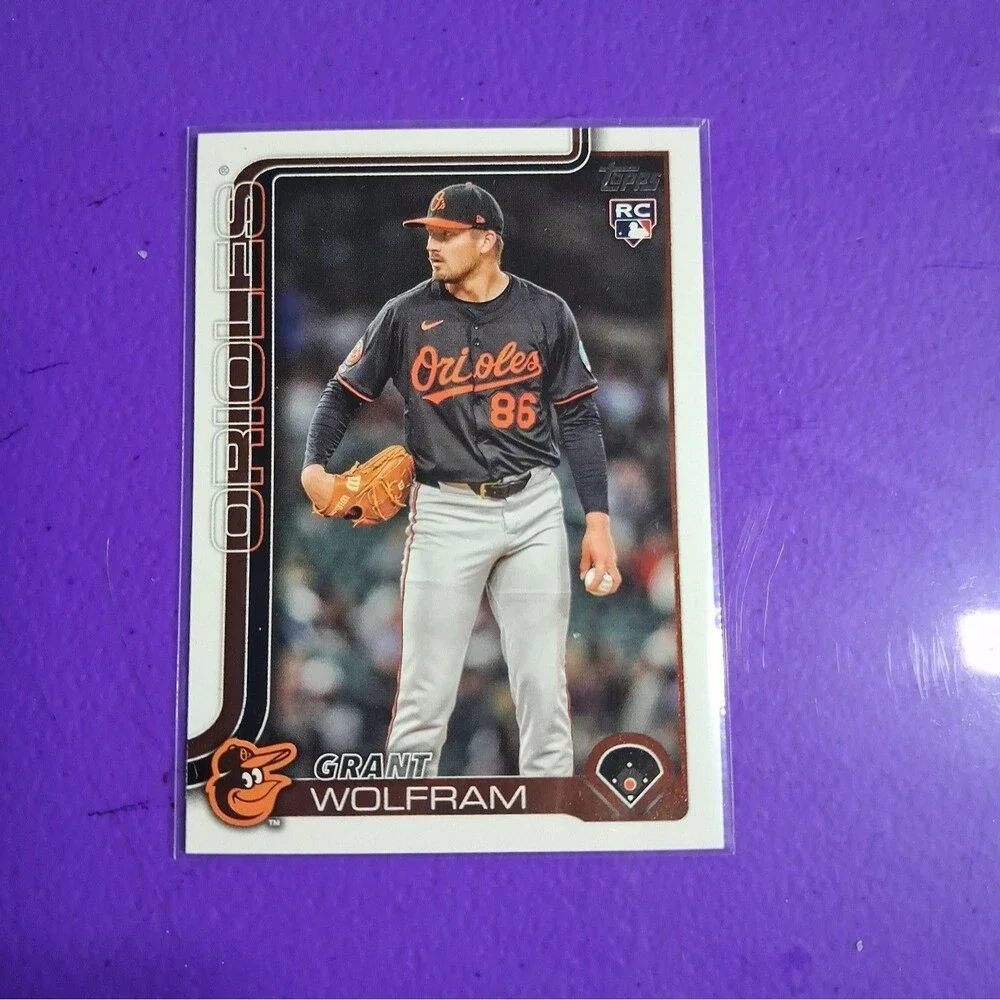 2025 Topps Update Series - Grant Wolfram #US114 (RC)